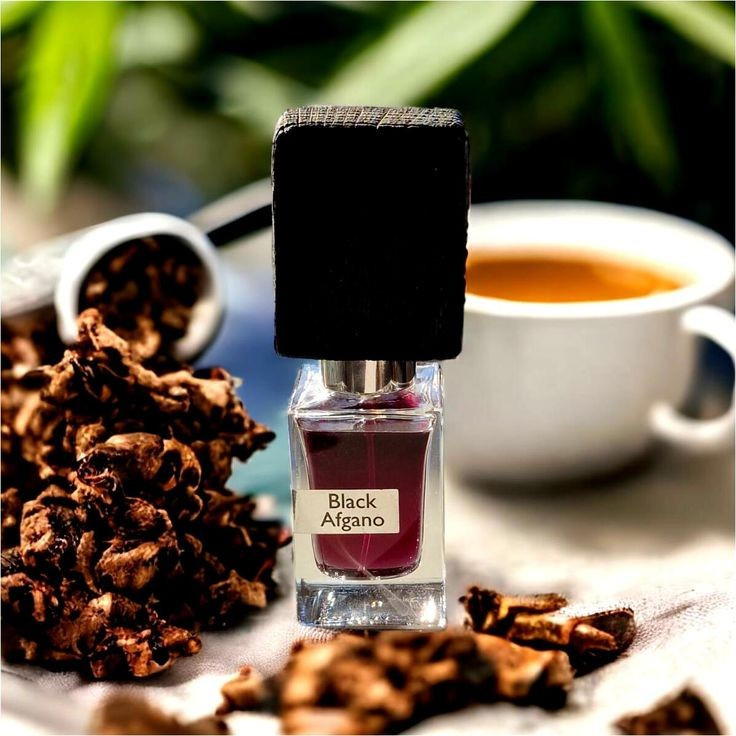 عطر گرمی مردانه بلک افغان