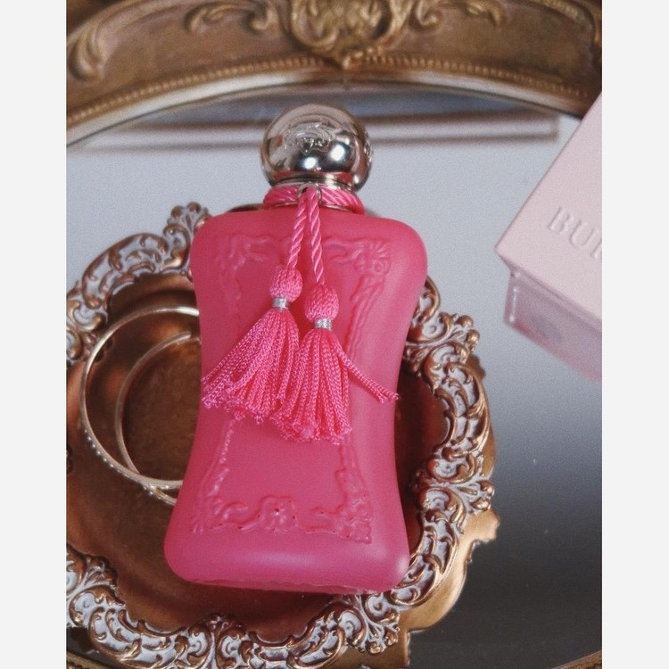 عطر گرمی زنانه مارلی اوریانا