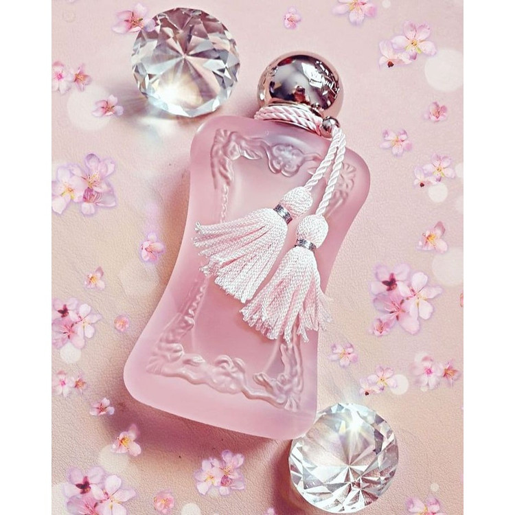 عطر گرمی زنانه مارلی دلینا