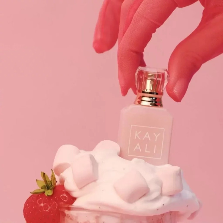 عطر گرمی مارشمالو زنانه